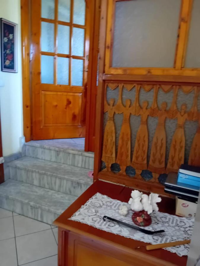 Stone Pazar Guest House Gjirokastër Exteriör bild
